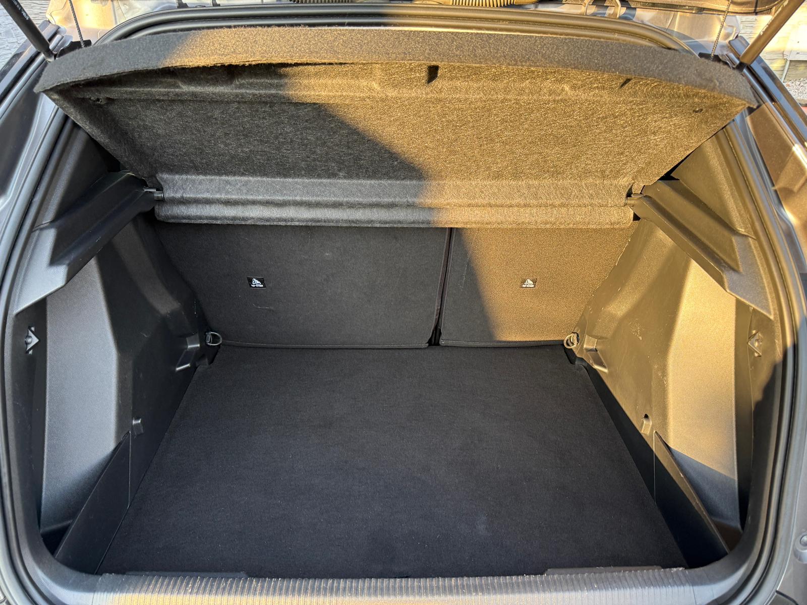 
								Peugeot 2008 1.2 PureTech 130 Active EAT8 full									