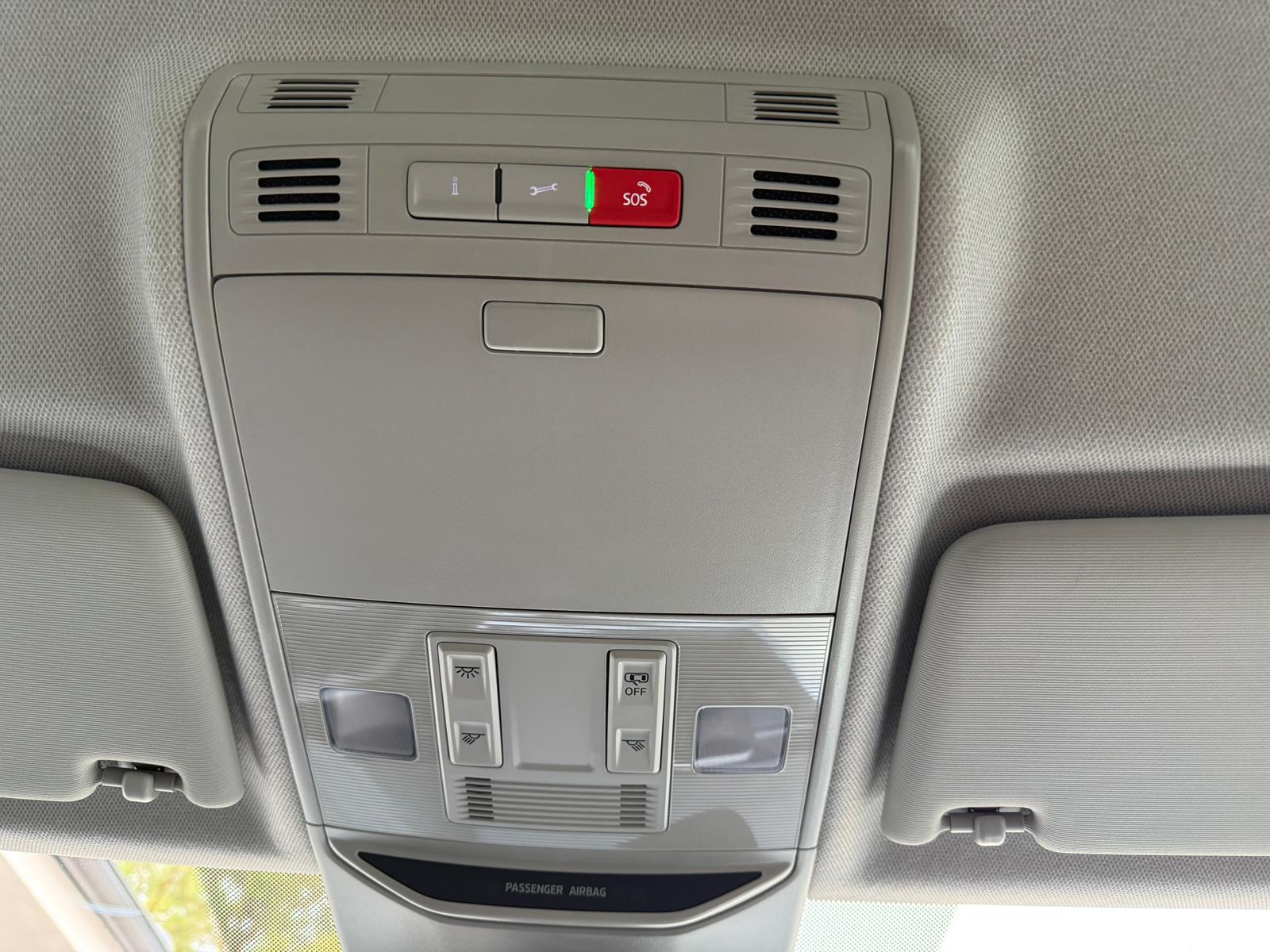 
								Škoda Kamiq 1.0 TSI Active full									