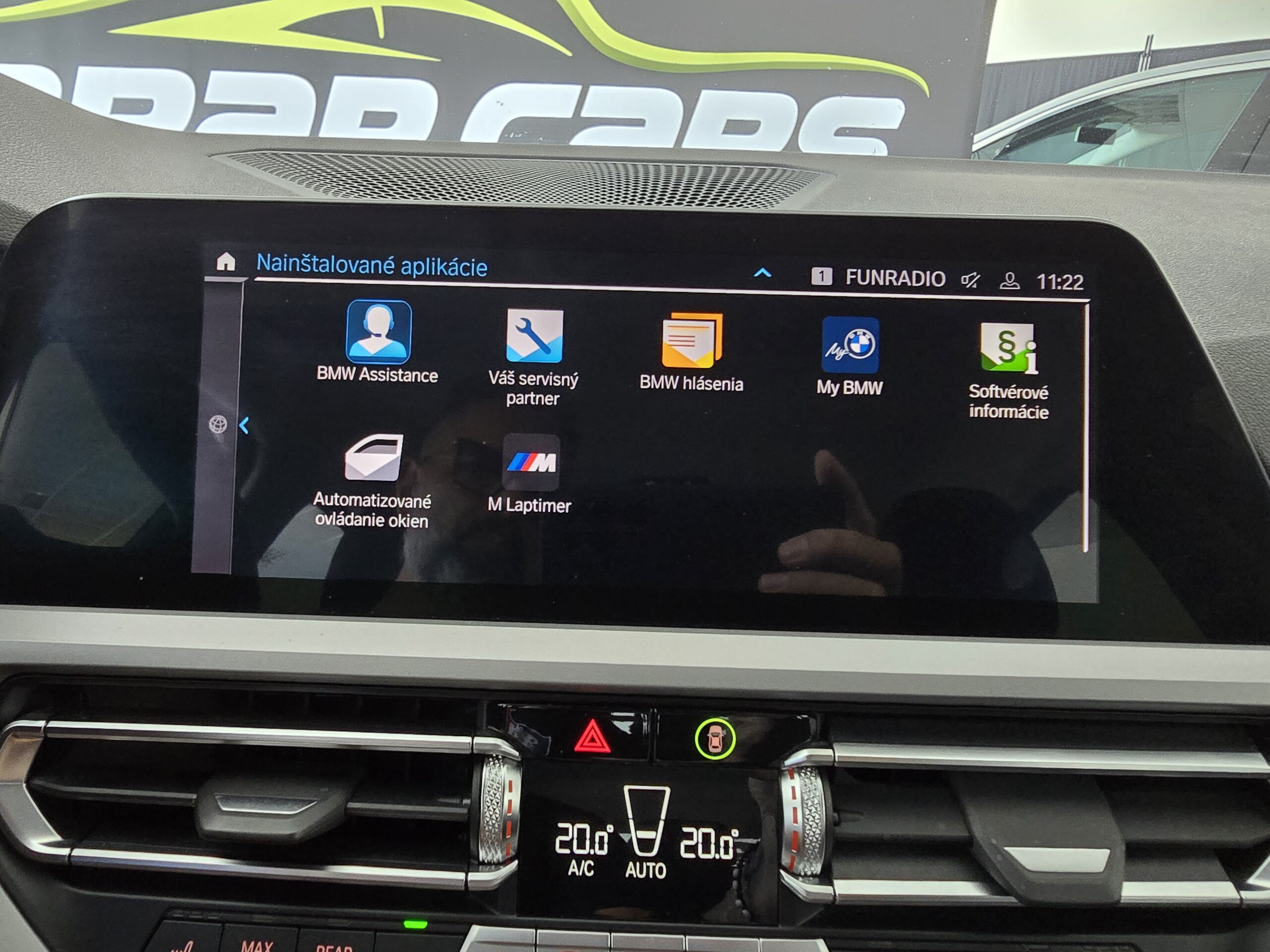 
								BMW Rad 3 Touring 318d mHEV A/T full									
