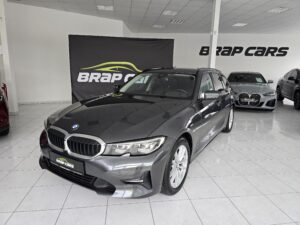 BMW Rad 3 Touring 318d mHEV A/T