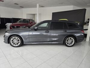 BMW Rad 3 Touring 318d mHEV A/T