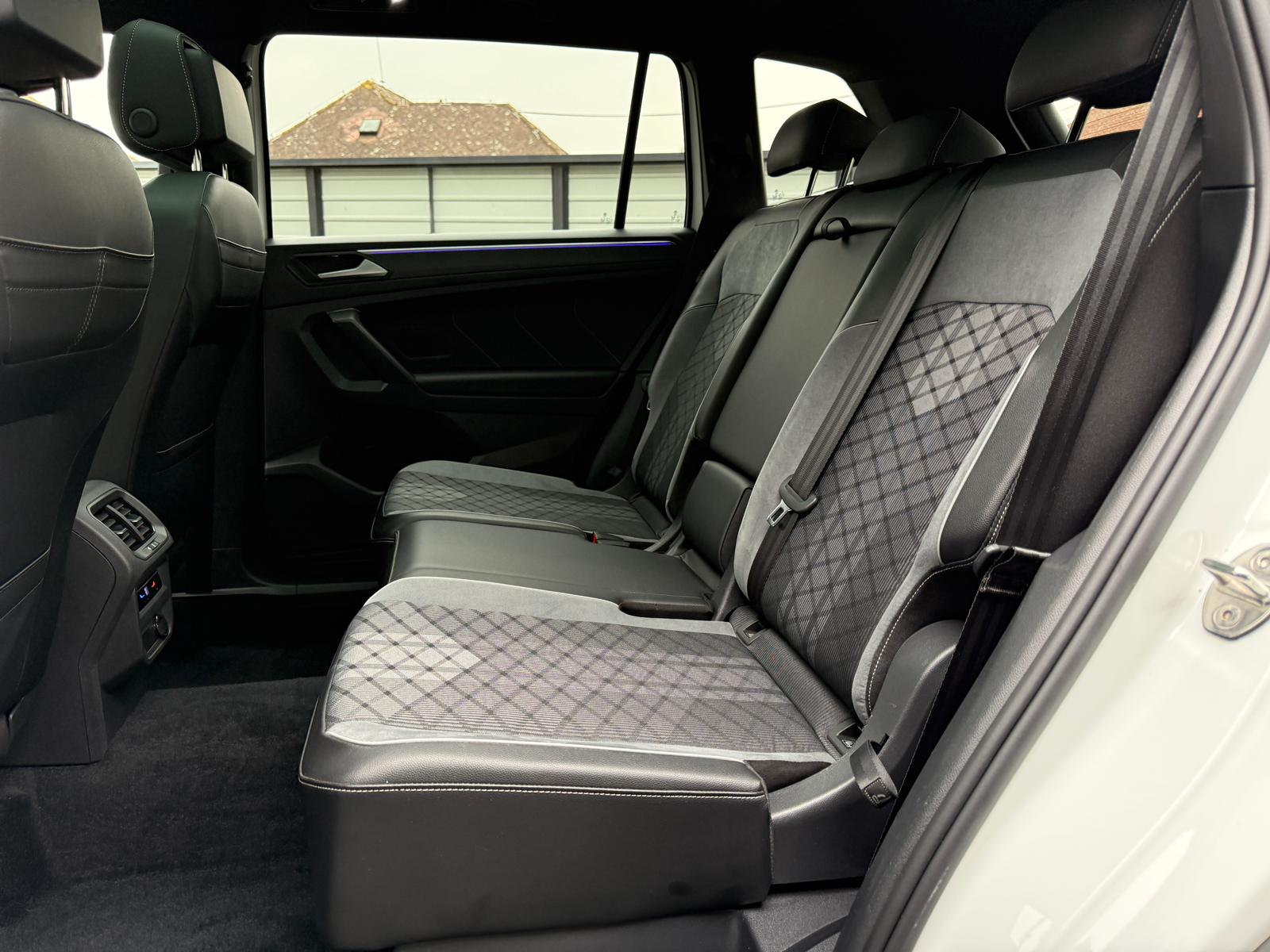 
								Volkswagen Tiguan Allspace 2.0 TDI EVO 200k SCR 4Motion R-Line DSG full									