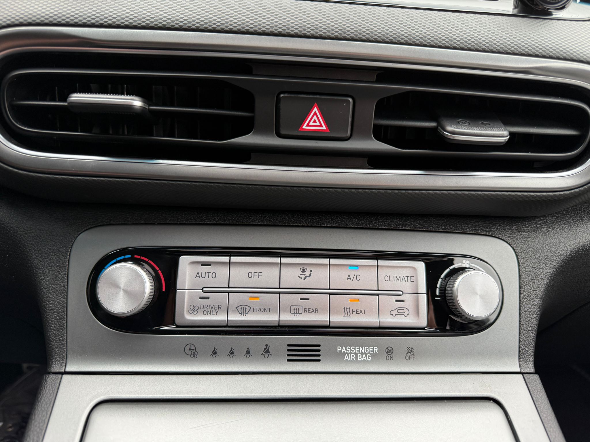 
								Hyundai Kona Electric 150 full									