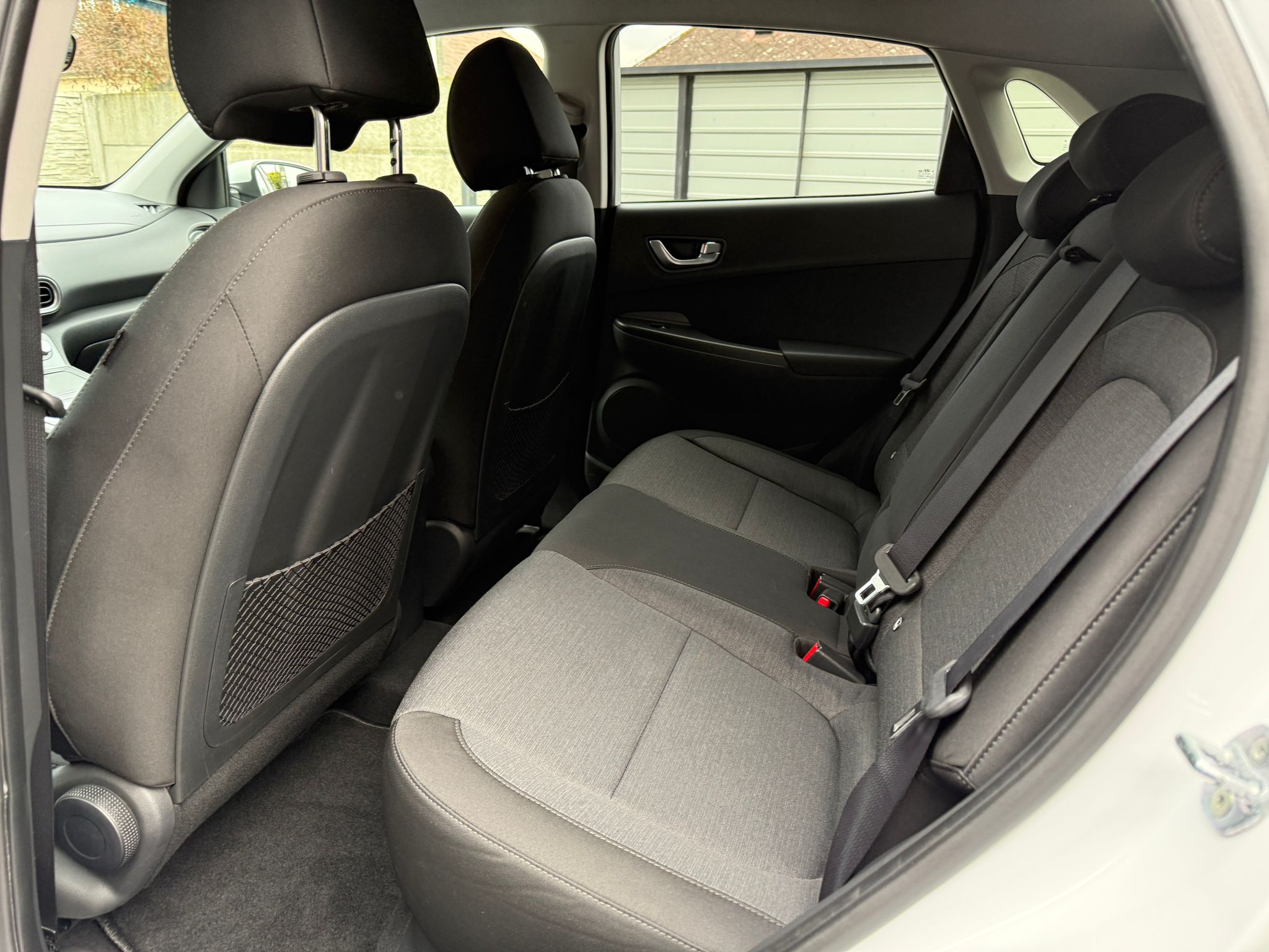 
								Hyundai Kona Electric 150 full									