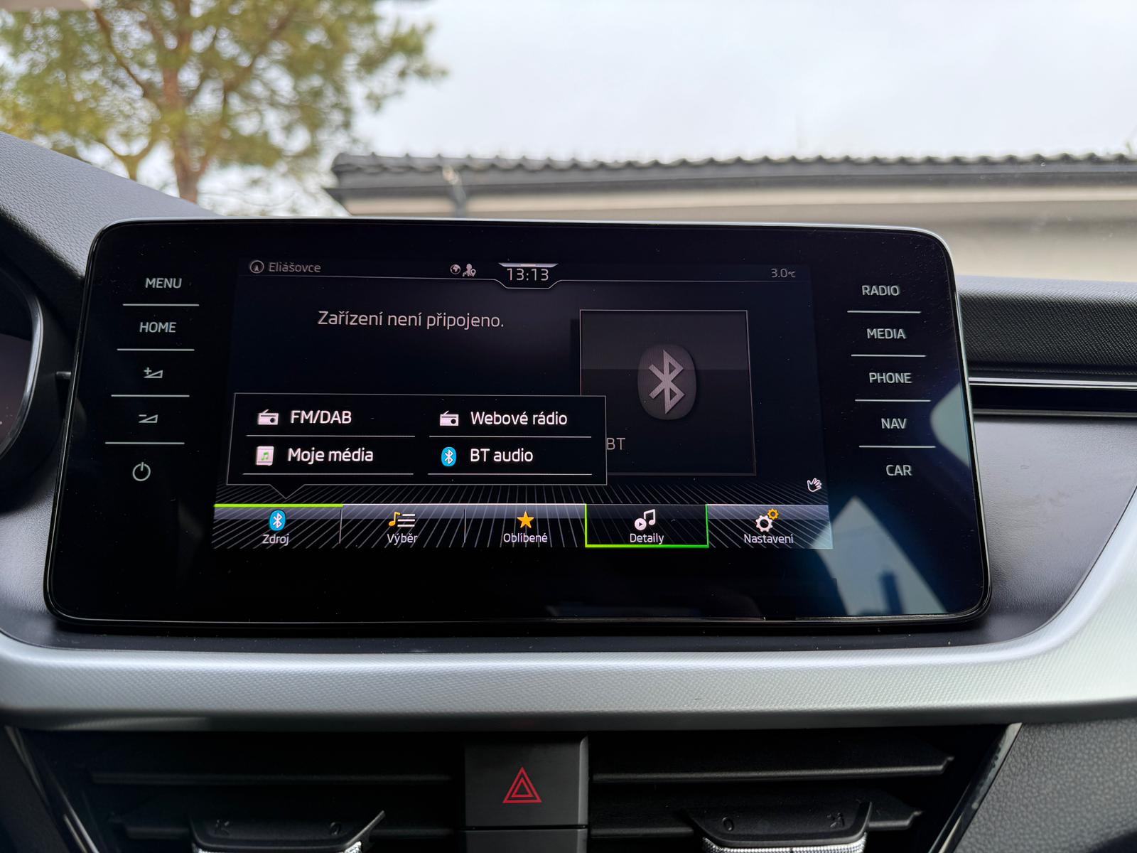 
								Škoda Kamiq 1.0 TSI Active full									
