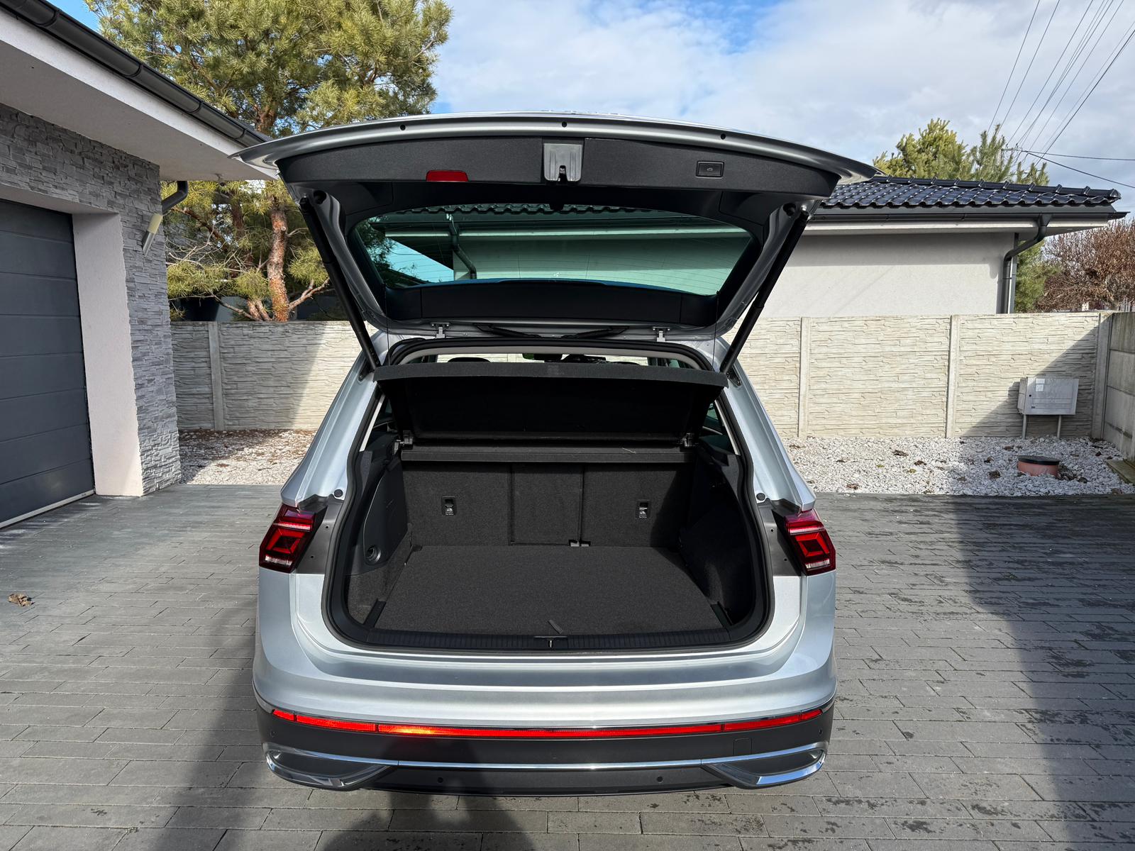 
								Volkswagen Tiguan 1.4 TSI eHybrid 245k Elegance DSG full									