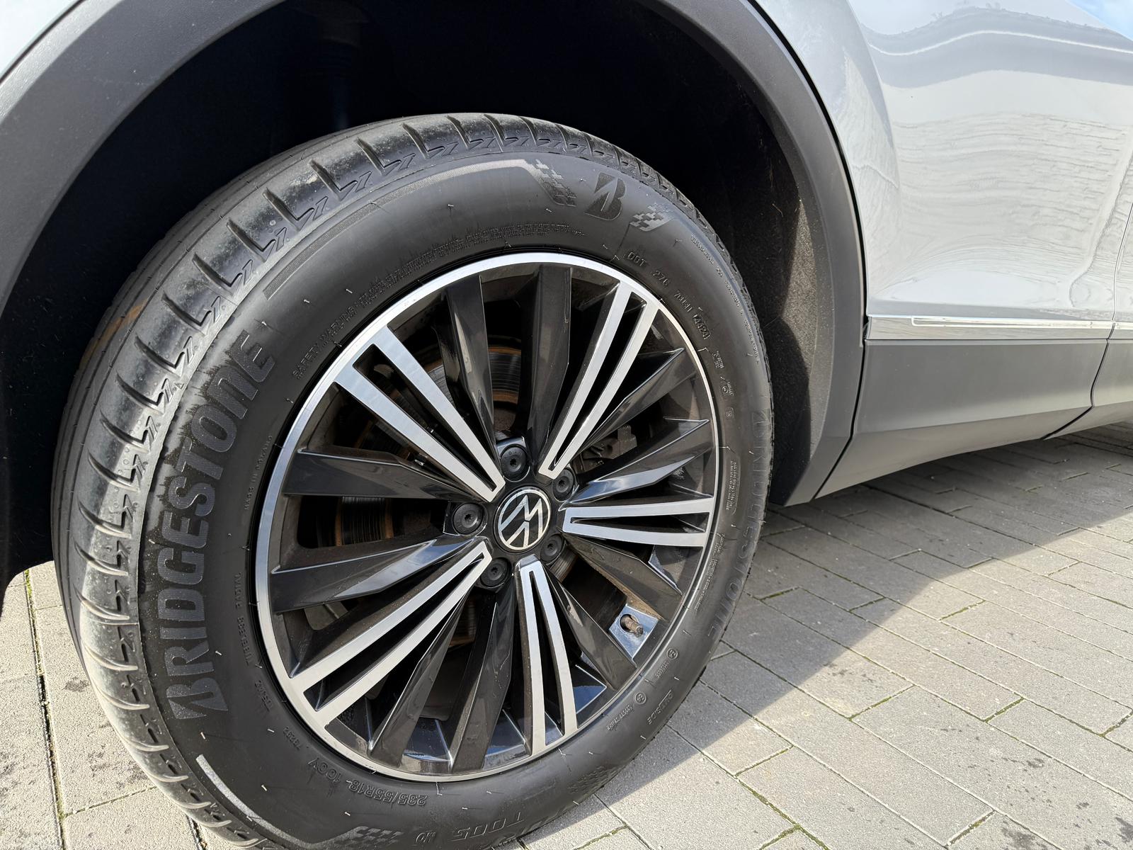 
								Volkswagen Tiguan 1.4 TSI eHybrid 245k Elegance DSG full									