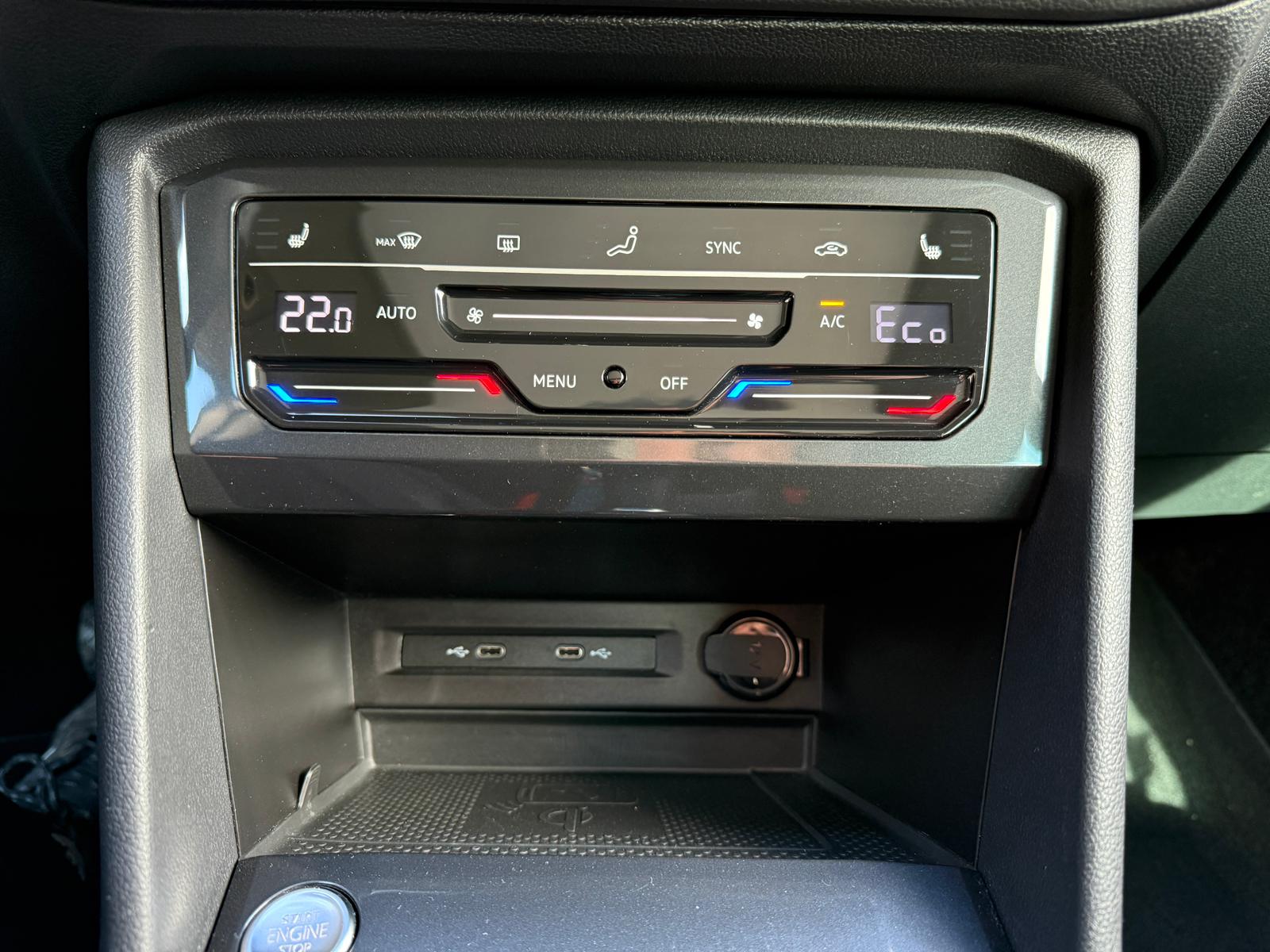 
								Volkswagen Tiguan 1.4 TSI eHybrid 245k Elegance DSG full									