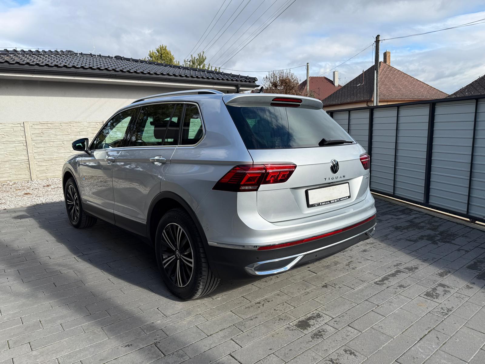 
								Volkswagen Tiguan 1.4 TSI eHybrid 245k Elegance DSG full									