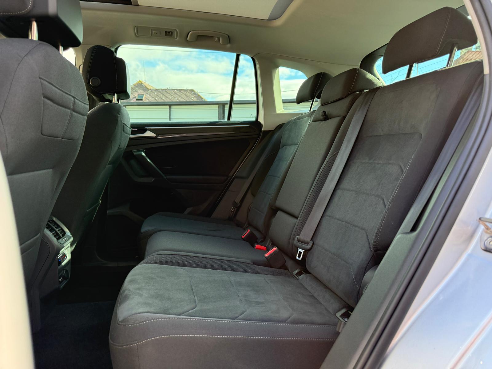 
								Volkswagen Tiguan 1.4 TSI eHybrid 245k Elegance DSG full									