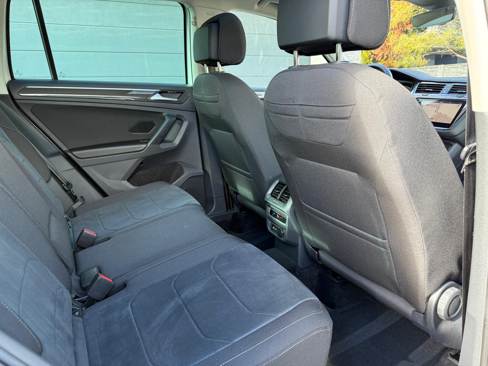 
								Volkswagen Tiguan 1.4 TSI eHybrid 245k Elegance DSG full									
