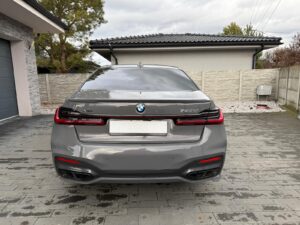 BMW Rad 7 750Li xDrive A/T