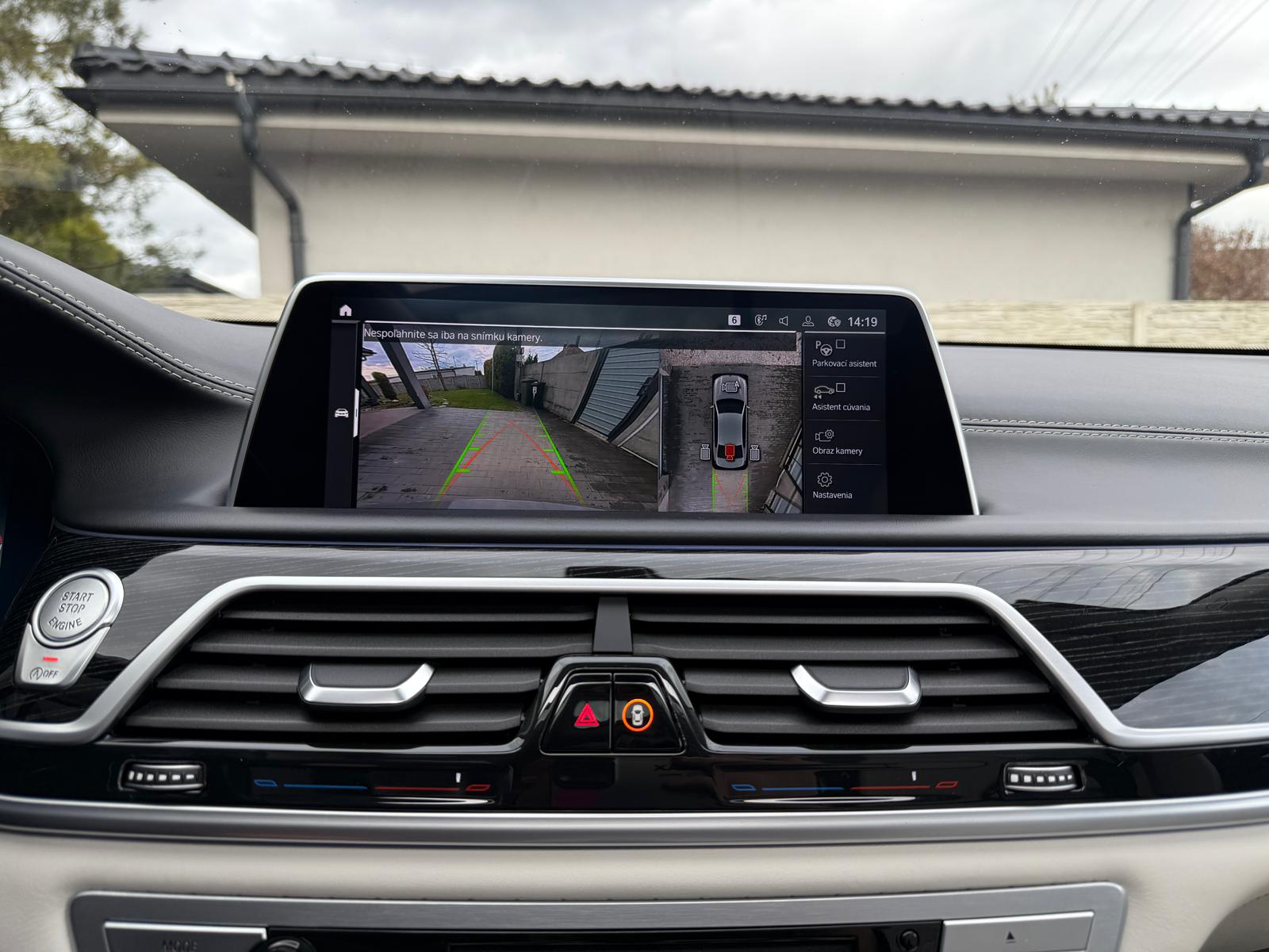 
								BMW Rad 7 750Li xDrive A/T full									