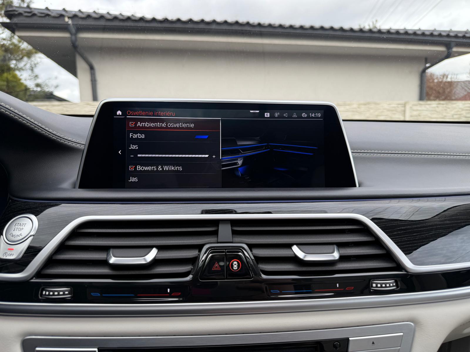 
								BMW Rad 7 750Li xDrive A/T full									