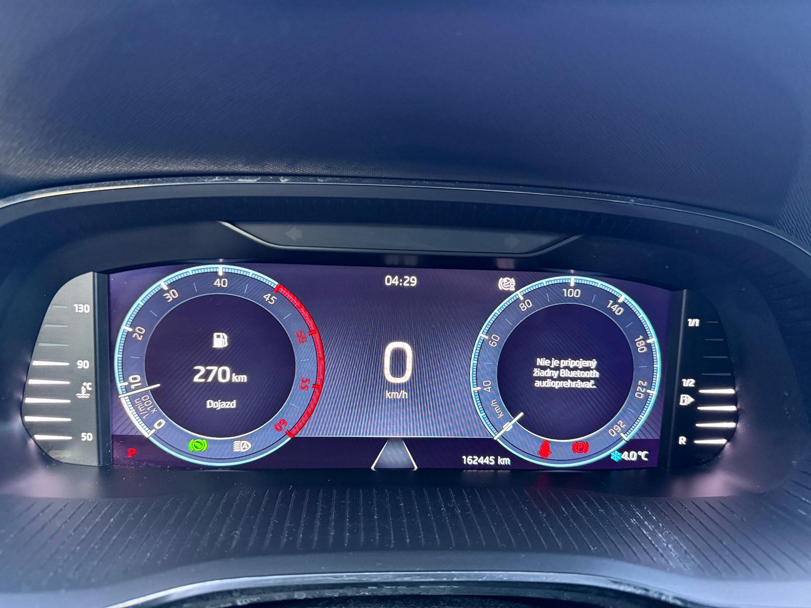 
								Škoda Octavia Combi 2.0 TDI Ambition DSG full									