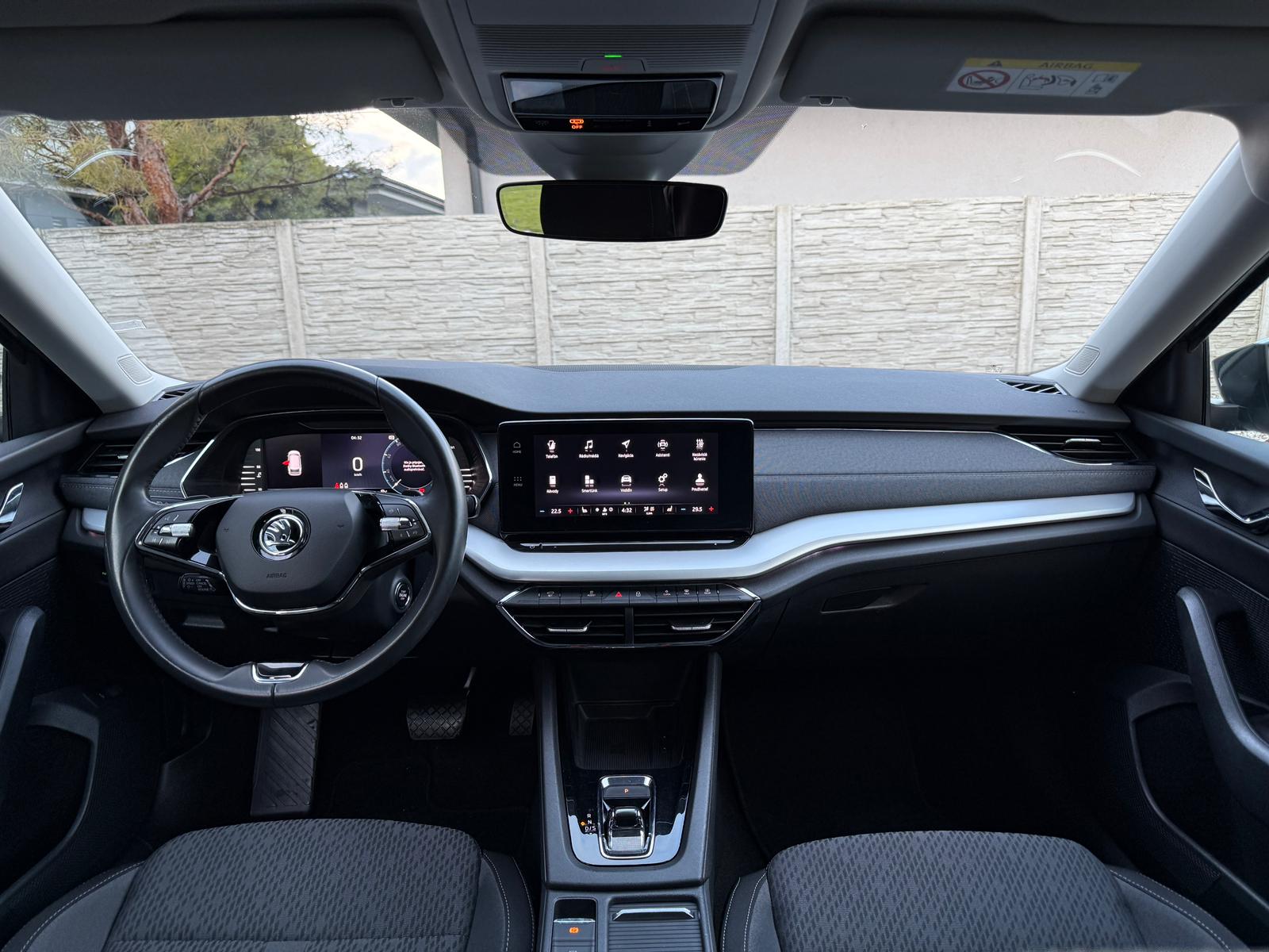 
								Škoda Octavia Combi 2.0 TDI Ambition DSG full									
