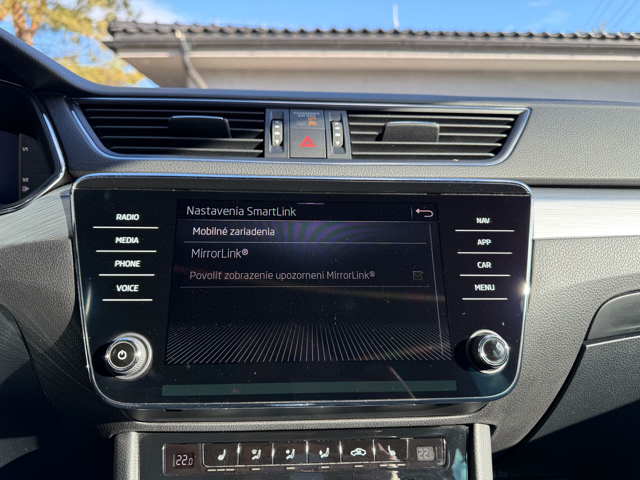 
								Škoda Superb Combi 2.0 TDI SCR Ambition DSG full									