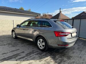 Škoda Superb Combi 2.0 TDI SCR Ambition DSG