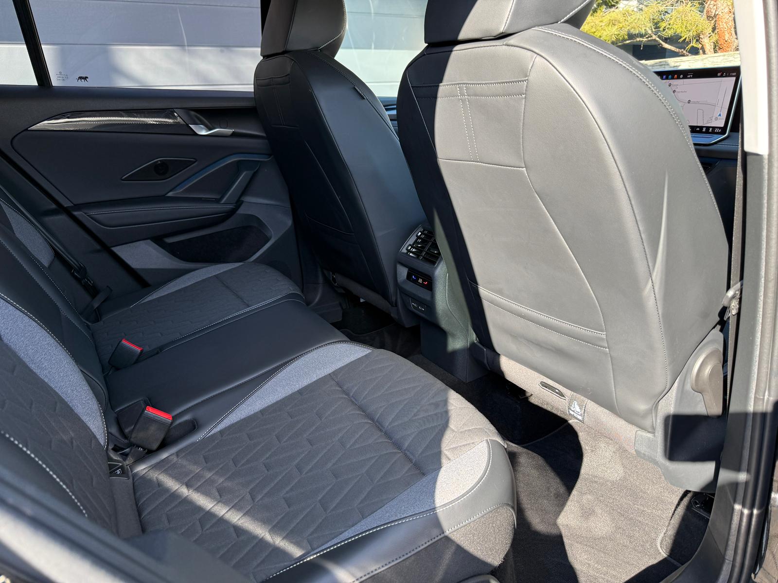 
								Volkswagen Tiguan 2.0 TDI Life DSG full									