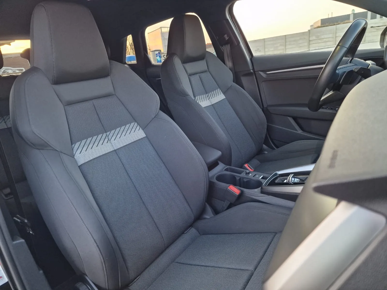 
								AUDI A3 35 1.5TFSi mHEV Advanced S-tronic full									