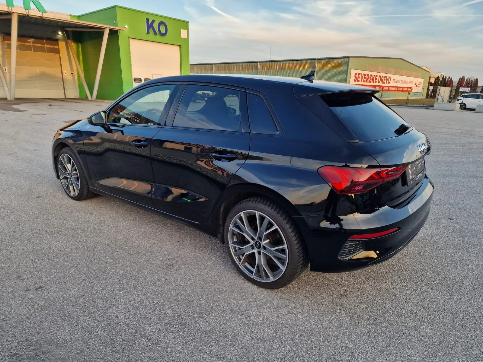
								AUDI A3 35 1.5TFSi mHEV Advanced S-tronic full									