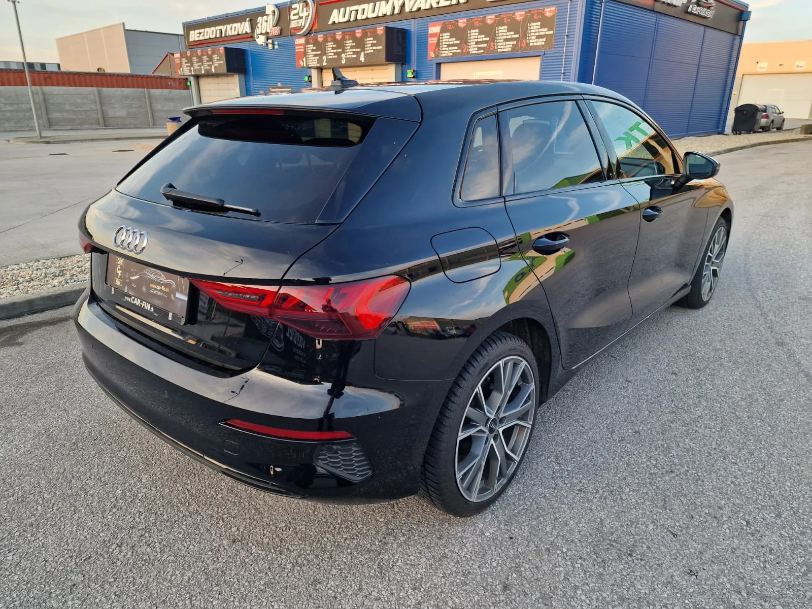 
								AUDI A3 35 1.5TFSi mHEV Advanced S-tronic full									