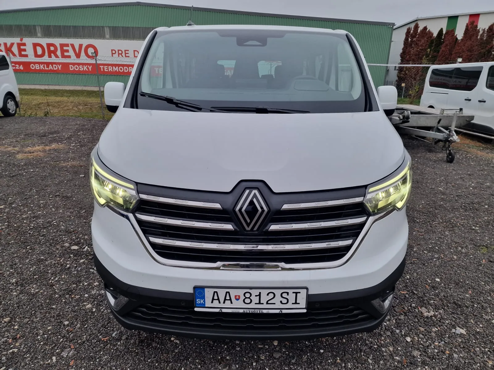 
								Renault Trafic Minibus L2 EQUILIBRE BLUE 150dCi full									