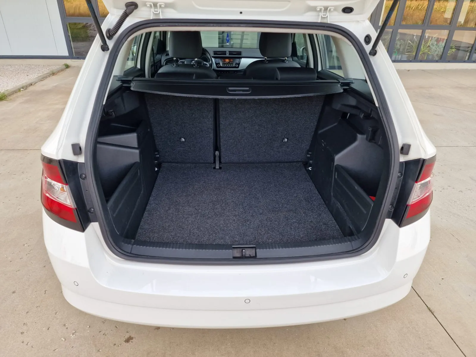 
								Škoda Fabia Combi 1.2 TSI 110k Ambition full									