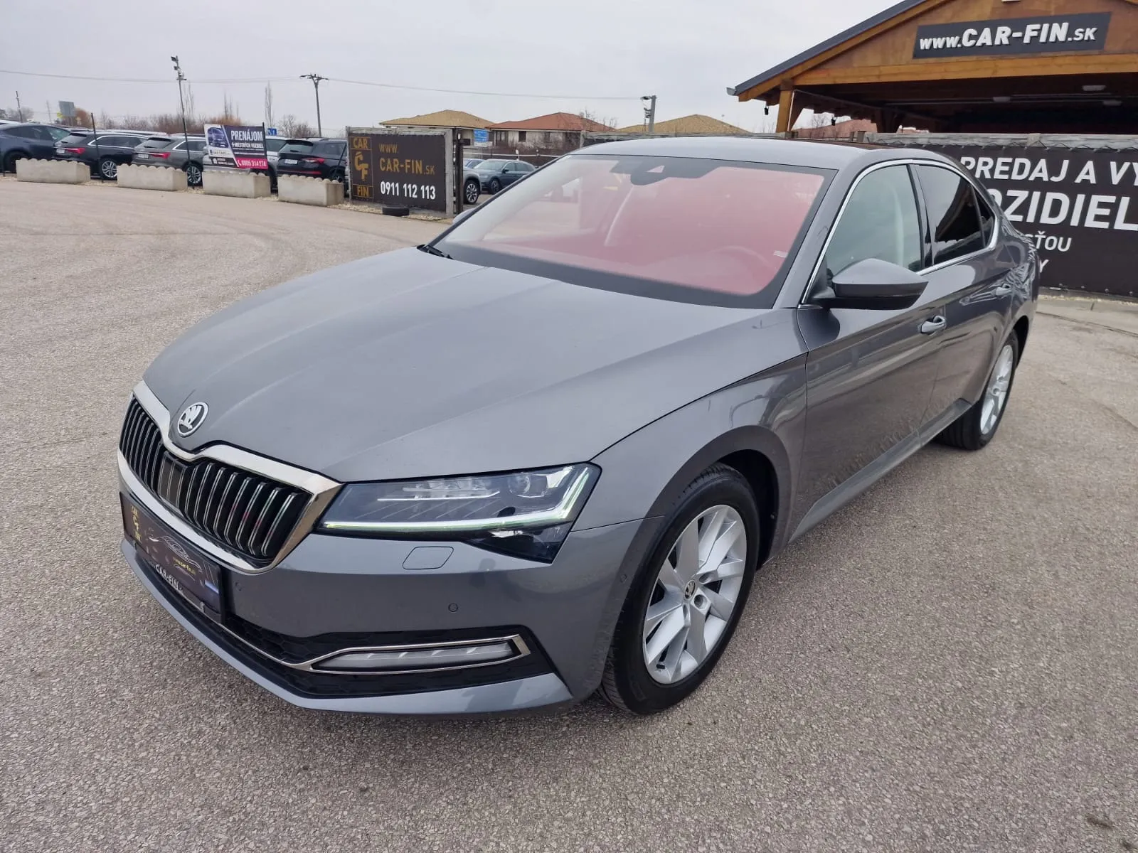 
								Škoda Superb 2.0 TDI SCR Style DSG full									