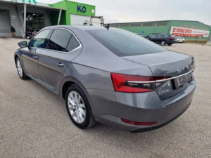 Škoda Superb 2.0 TDI SCR Style DSG