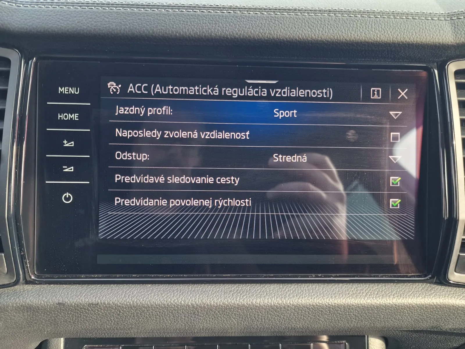 
								Škoda Kodiaq 2.0 TDI SCR CLEVER 4×4 DSG 7 – miestny full									
