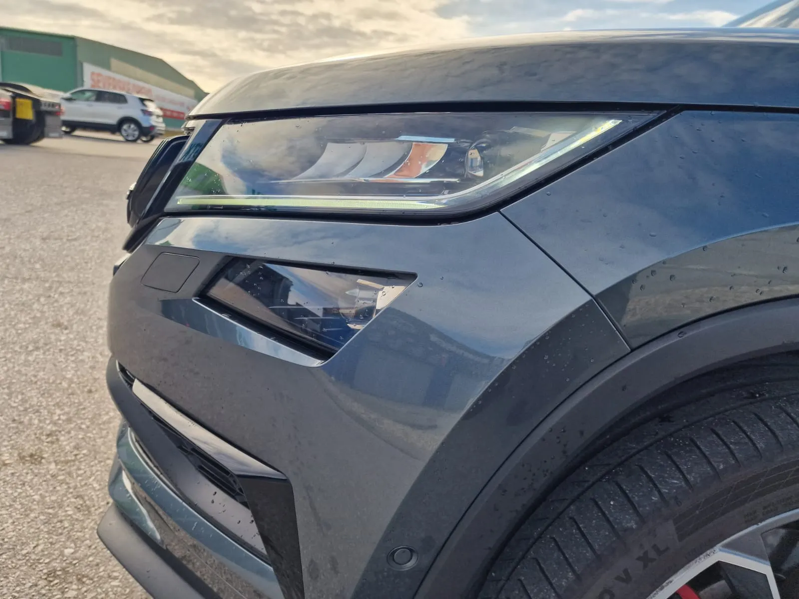 
								Škoda Kodiaq 2.0 TDI SCR RS DSG 4×4 full									
