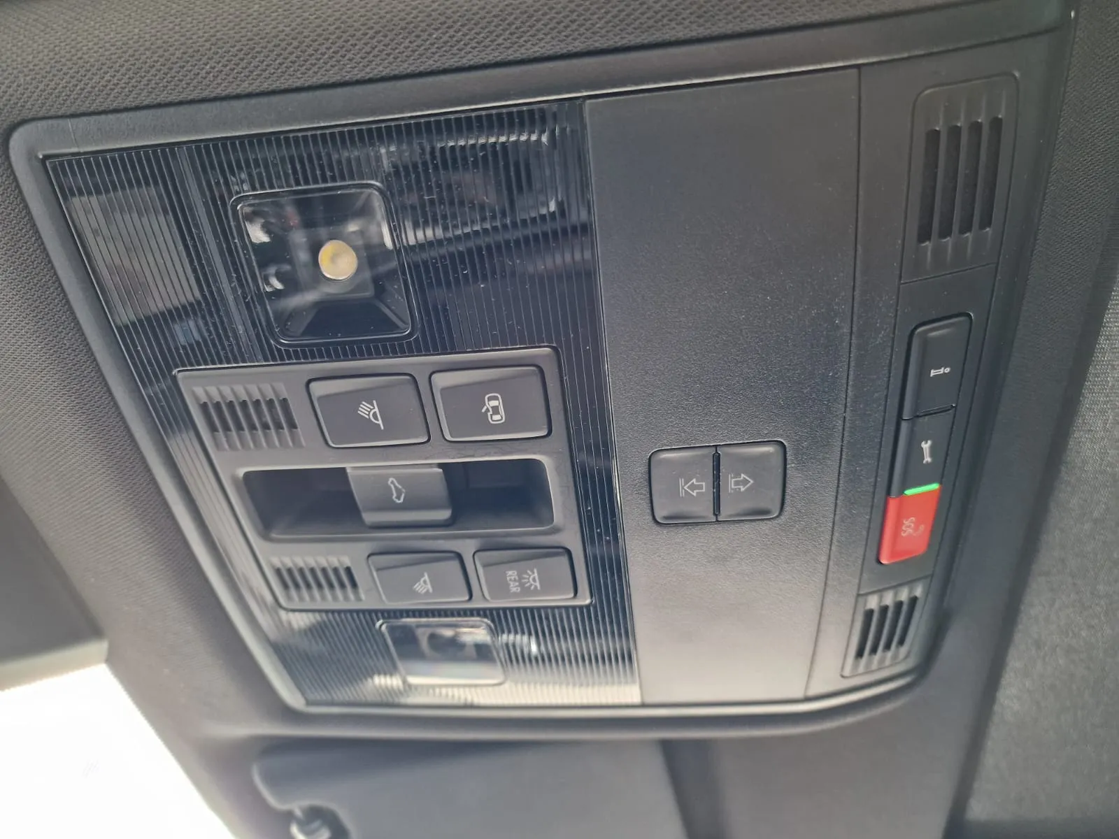
								Škoda Kodiaq 2.0 TDI SCR RS DSG 4×4 full									