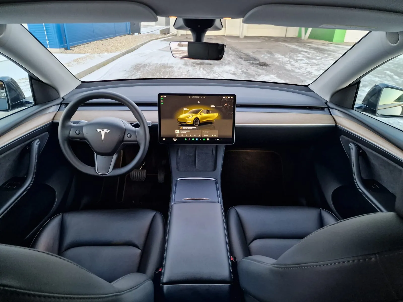 
								Tesla Model Y LONG RANGE DUAL MOTOR full									