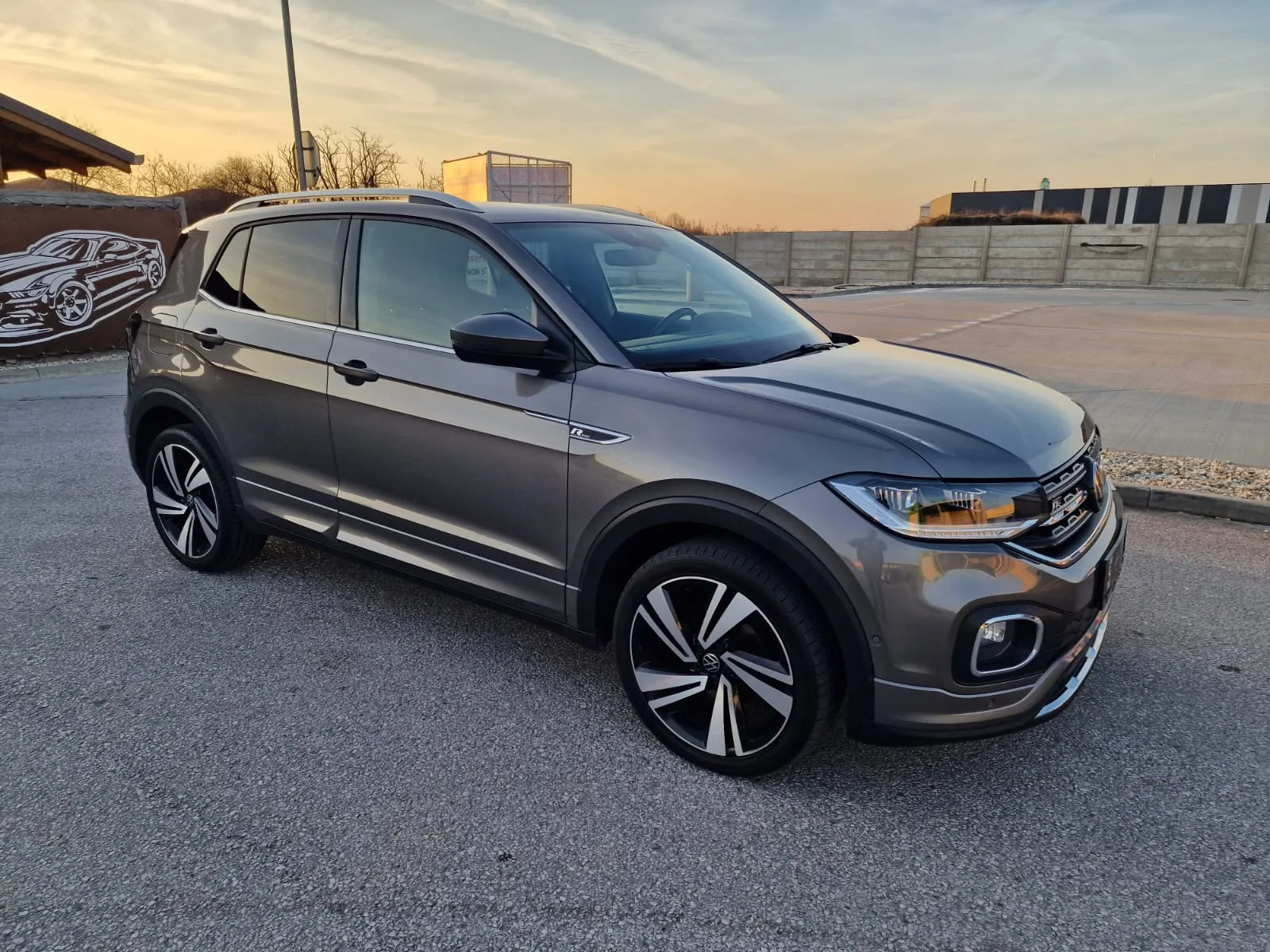 
								Volkswagen T-Cross 1.6TDi Style DSG full									