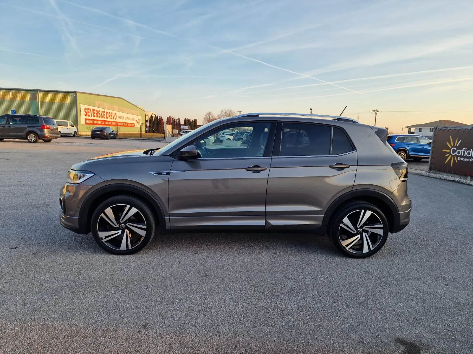 
								Volkswagen T-Cross 1.6TDi Style DSG full									