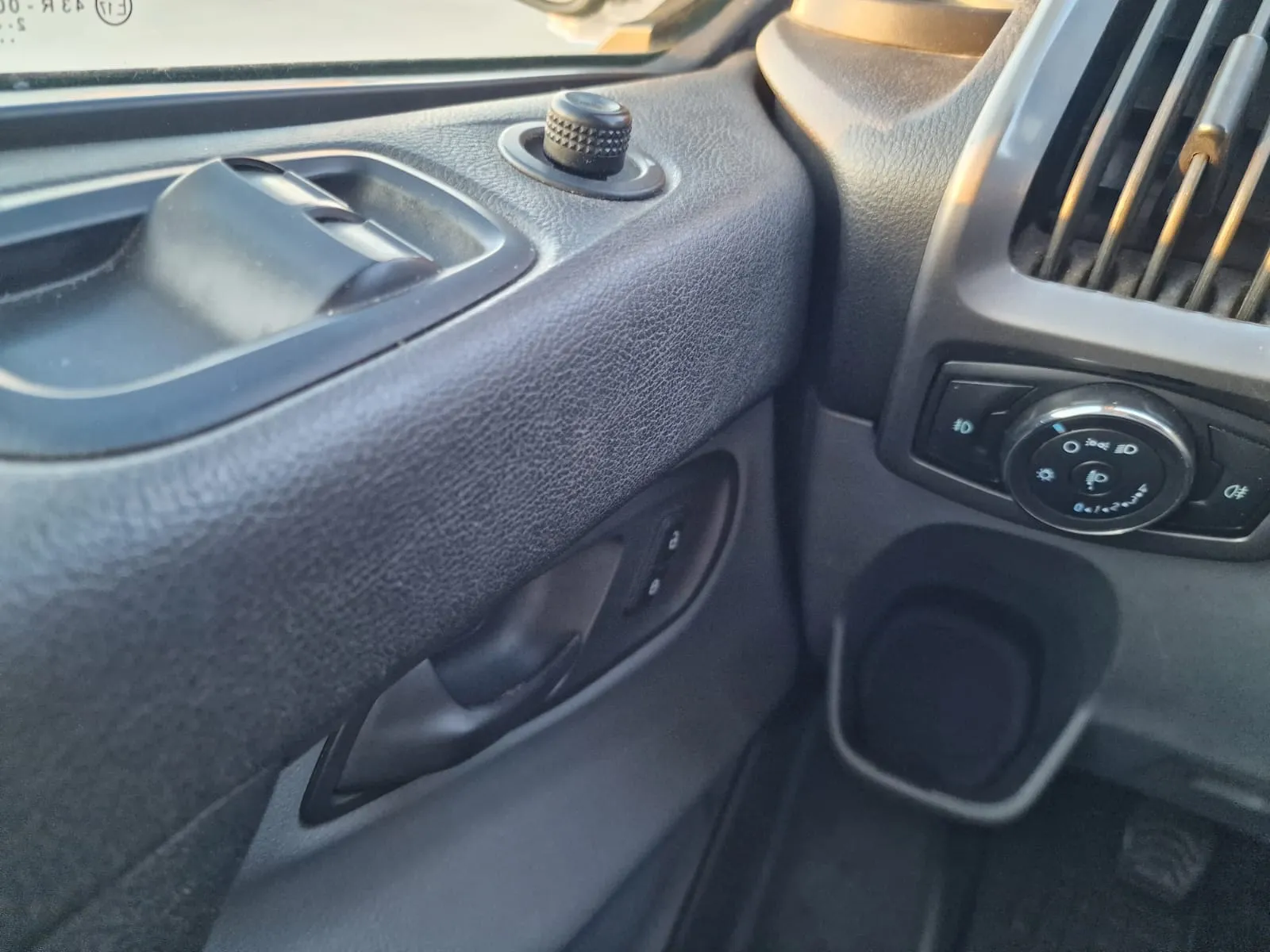 
								FORD Transit Custom 2.2 TDCi Ambiente L1H1 T310 125k full									