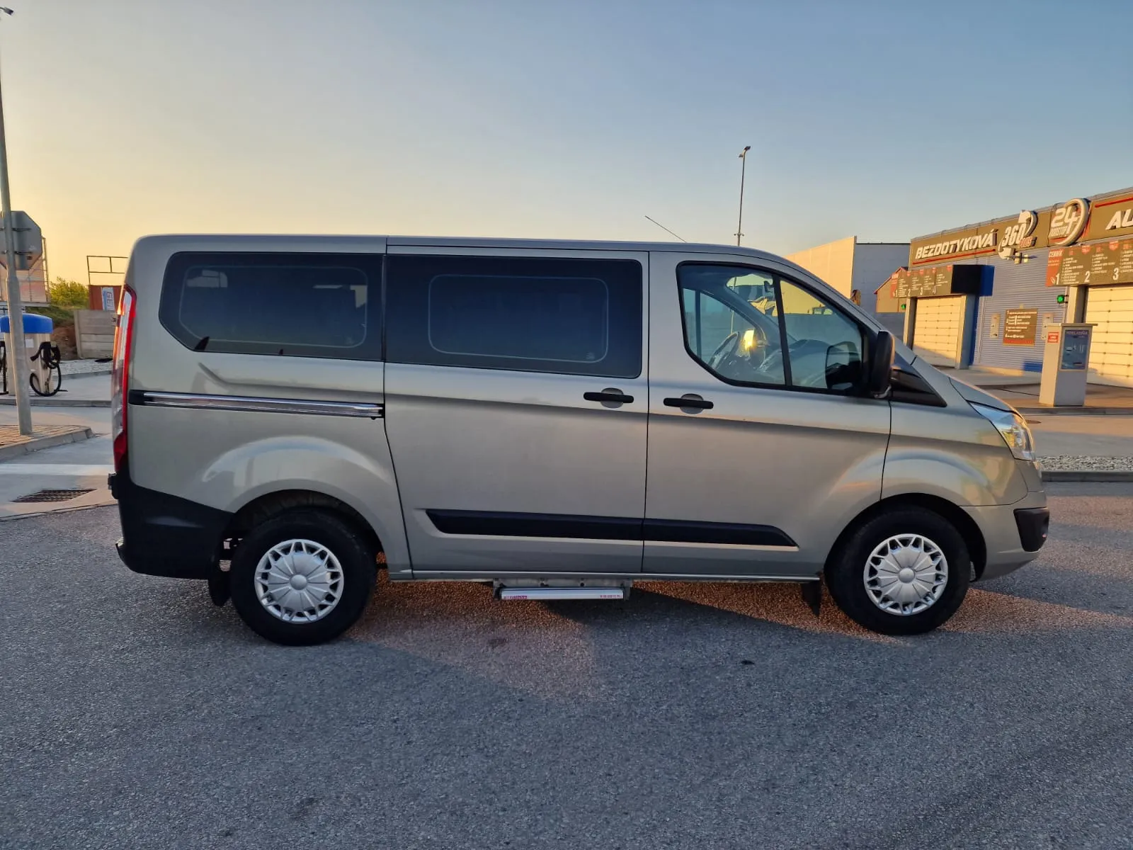 
								FORD Transit Custom 2.2 TDCi Ambiente L1H1 T310 125k full									