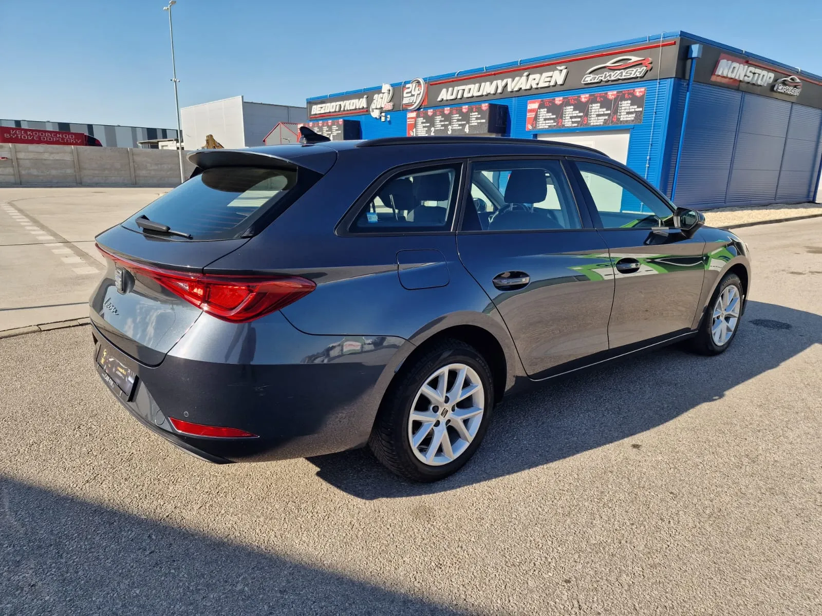 
								Seat Leon Sportstourer 2.0 TDI 150 Style DSG full									