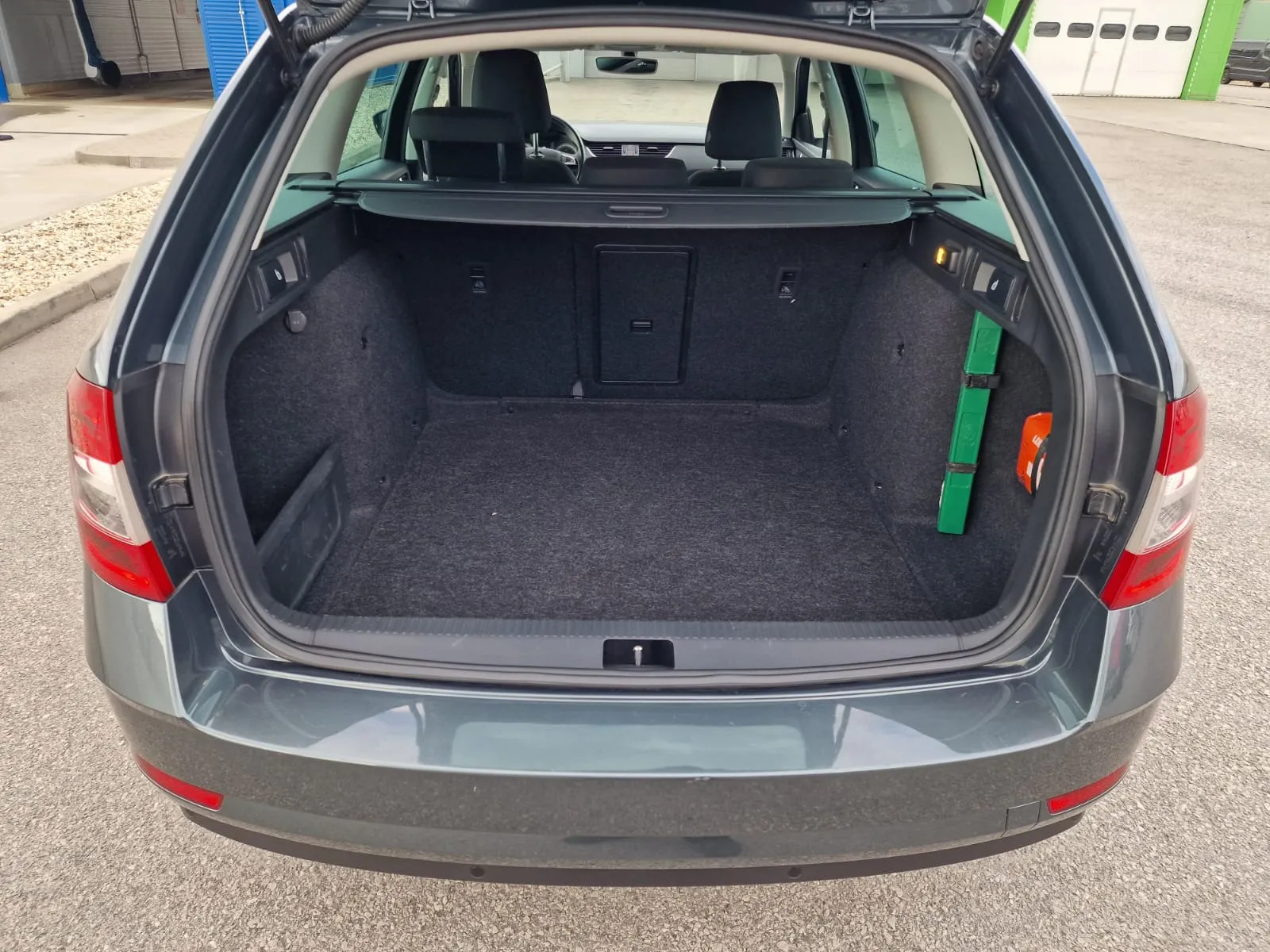 
								Škoda Octavia Combi 1.6 TDI 115k Style DSG full									
