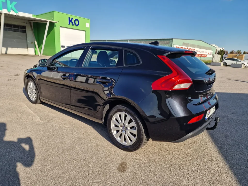 Volvo V40 Momentum